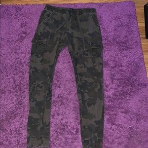 Olive green camouflage jogger pants!